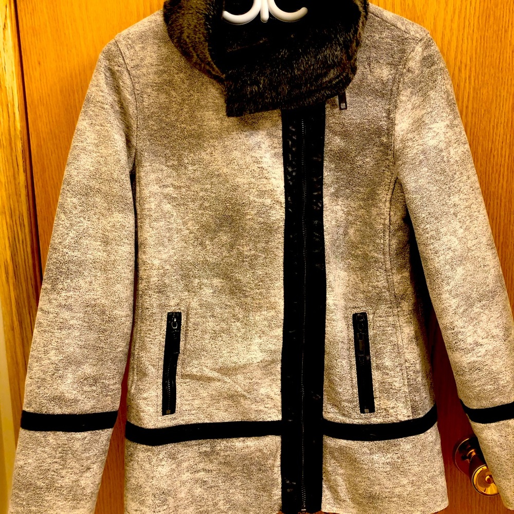 Yest Jacket